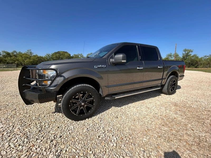 Used 2016 Ford F150 SuperCrew Cab XLT Pickup 4D 5 1/2 ft