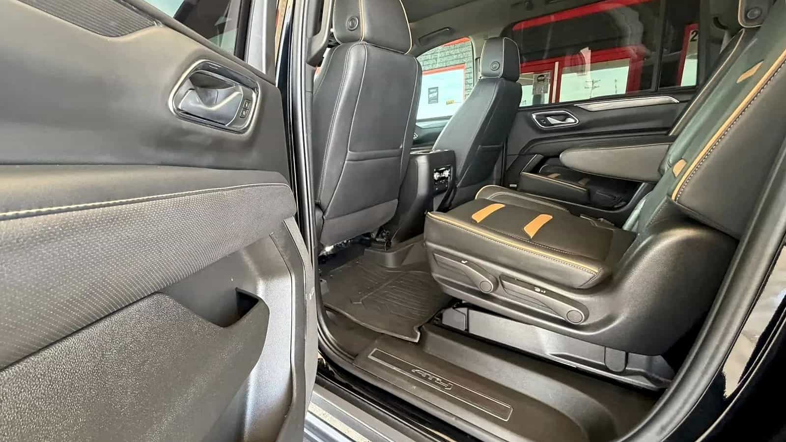 2022 GMC Yukon XL AT4 - Photo 28