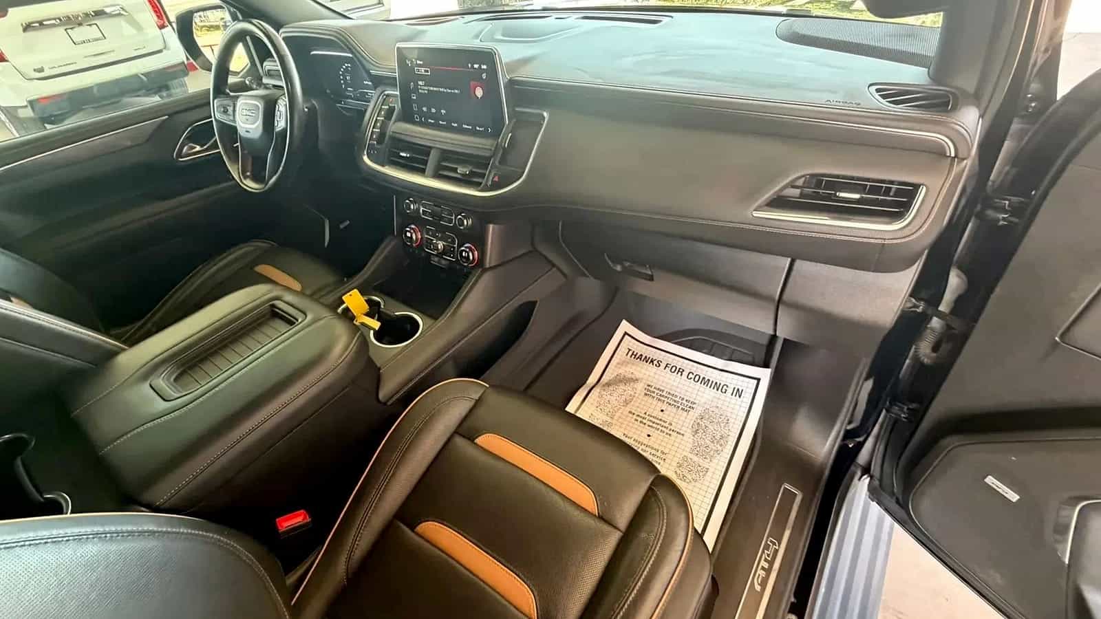 2022 GMC Yukon XL AT4 - Photo 16