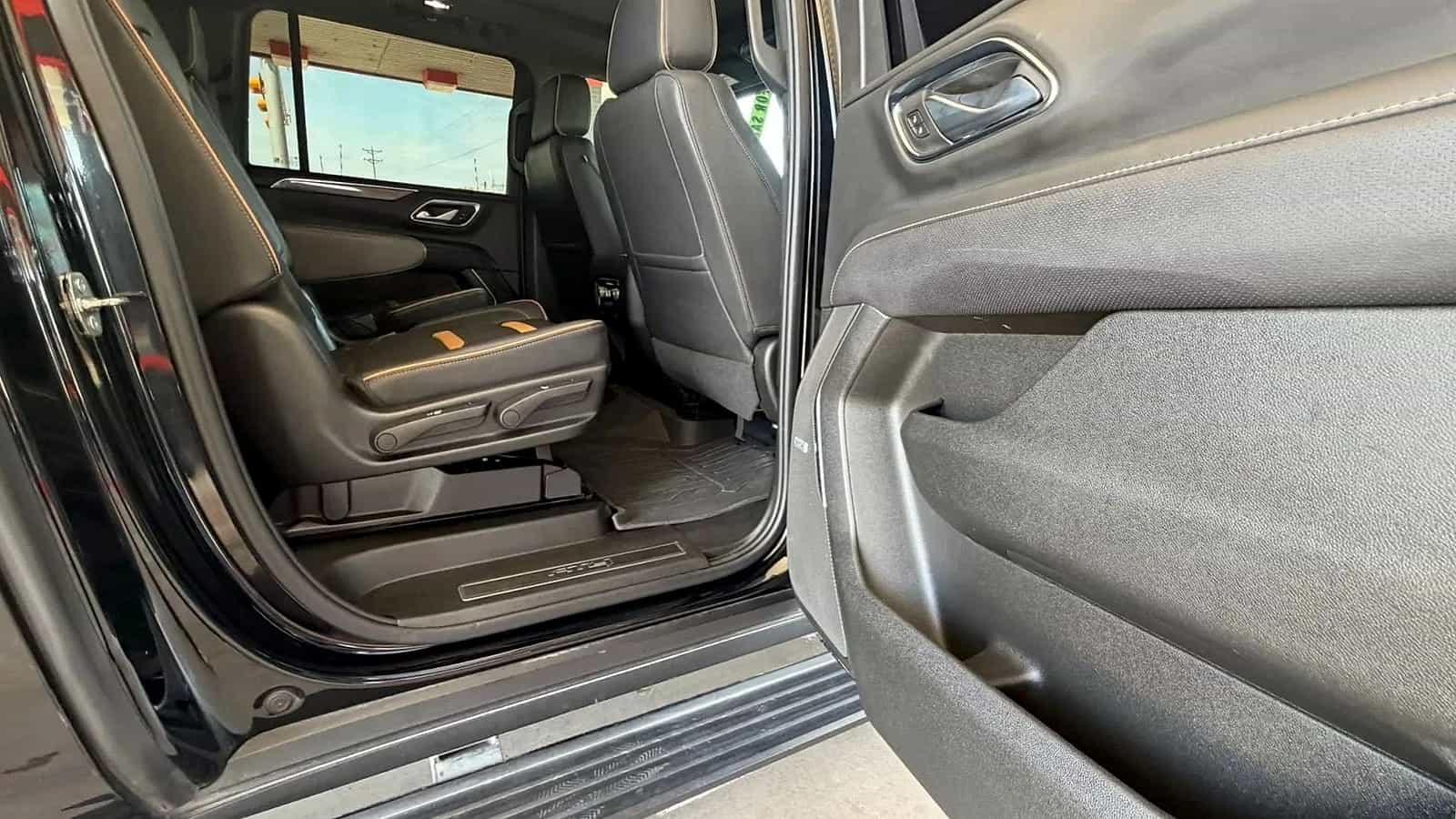 2022 GMC Yukon XL AT4 - Photo 23