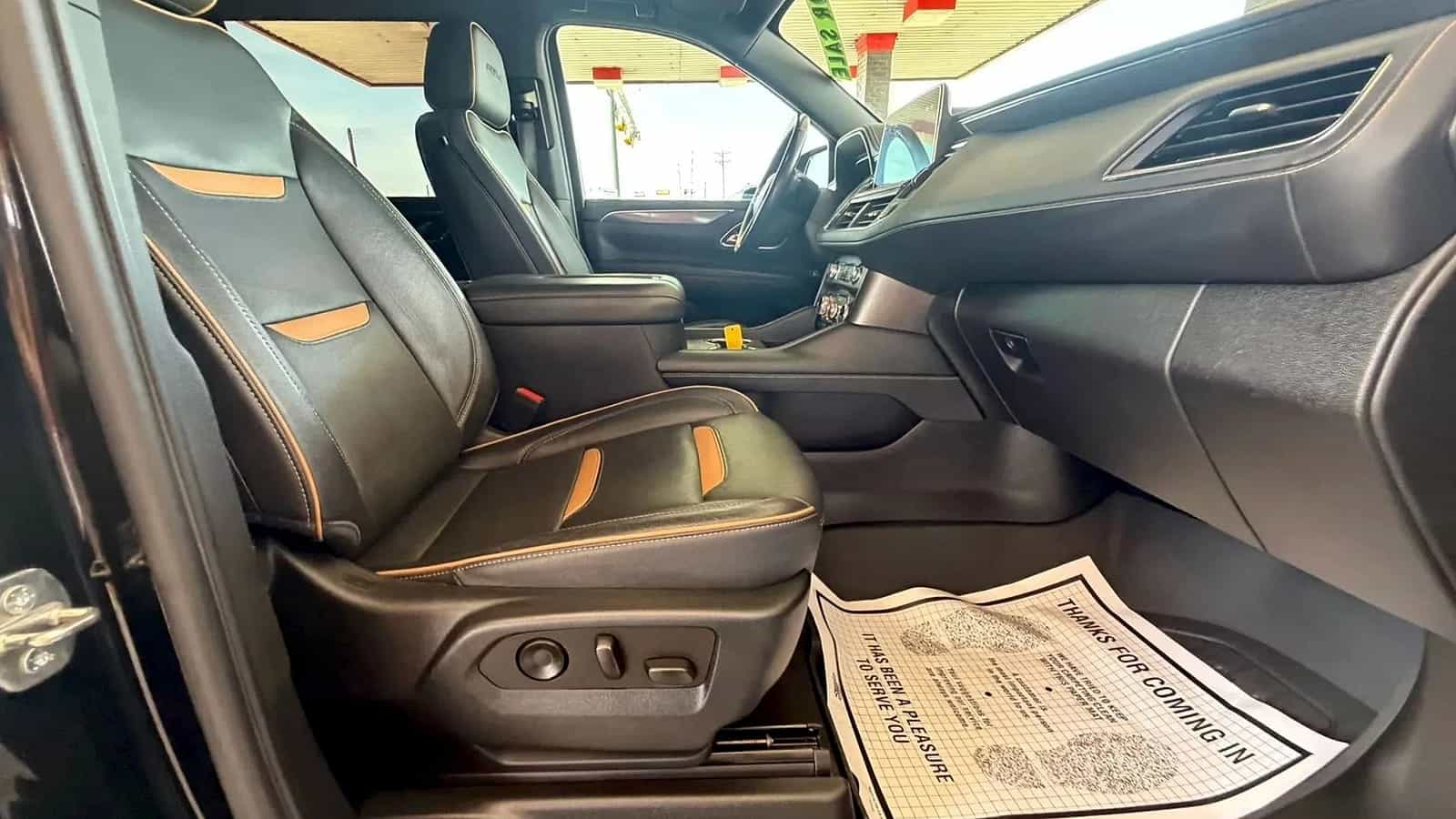 2022 GMC Yukon XL AT4 - Photo 17