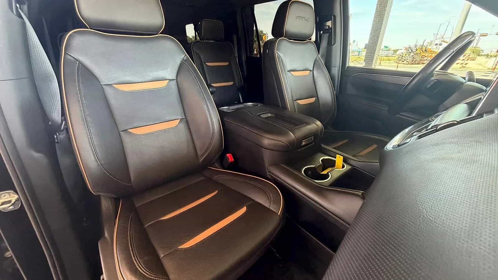 2022 GMC Yukon XL AT4 - Photo 19