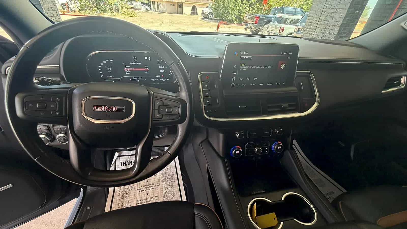 2022 GMC Yukon XL AT4 - Photo 12
