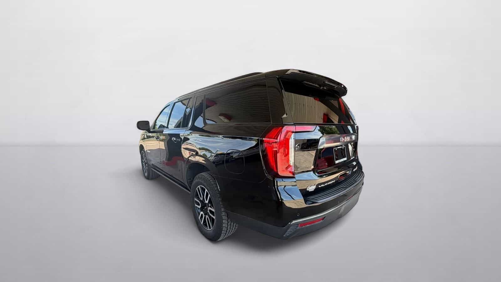 2022 GMC Yukon XL AT4 - Photo 6