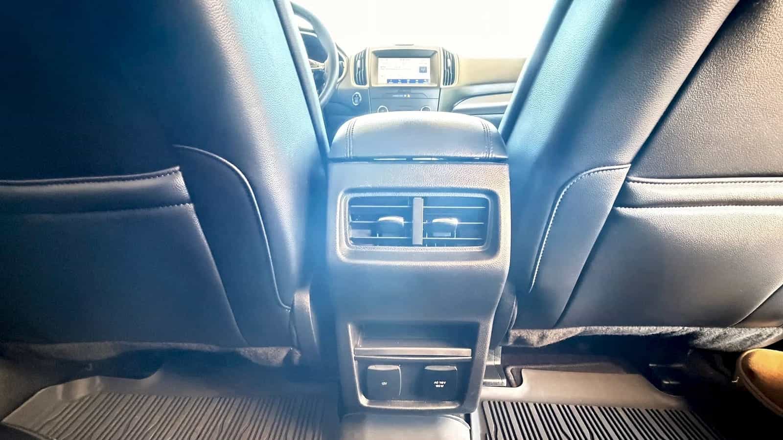 2020 Ford Edge SEL - Photo 19