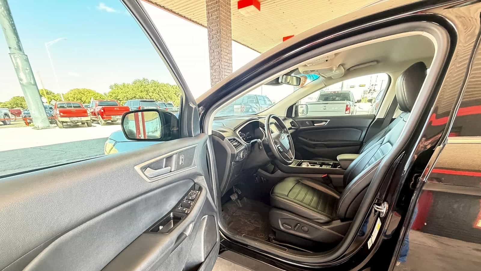 2020 Ford Edge SEL - Photo 8