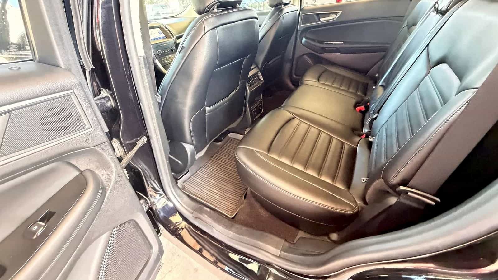 2020 Ford Edge SEL - Photo 20