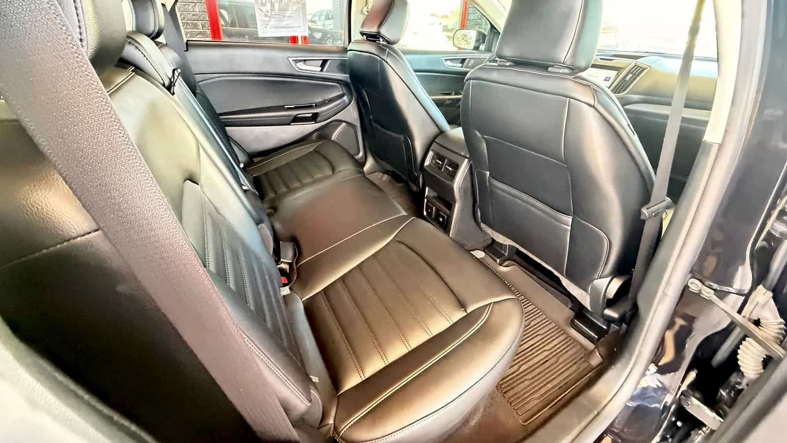 2020 Ford Edge SEL - Photo 18