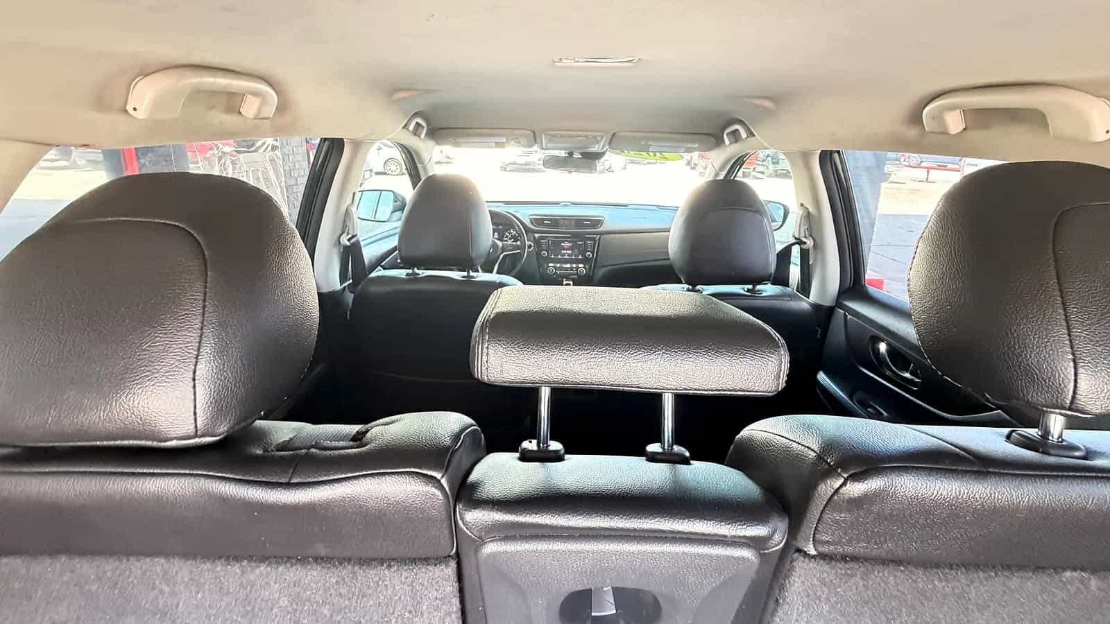 2020 Nissan Rogue SV - Photo 19
