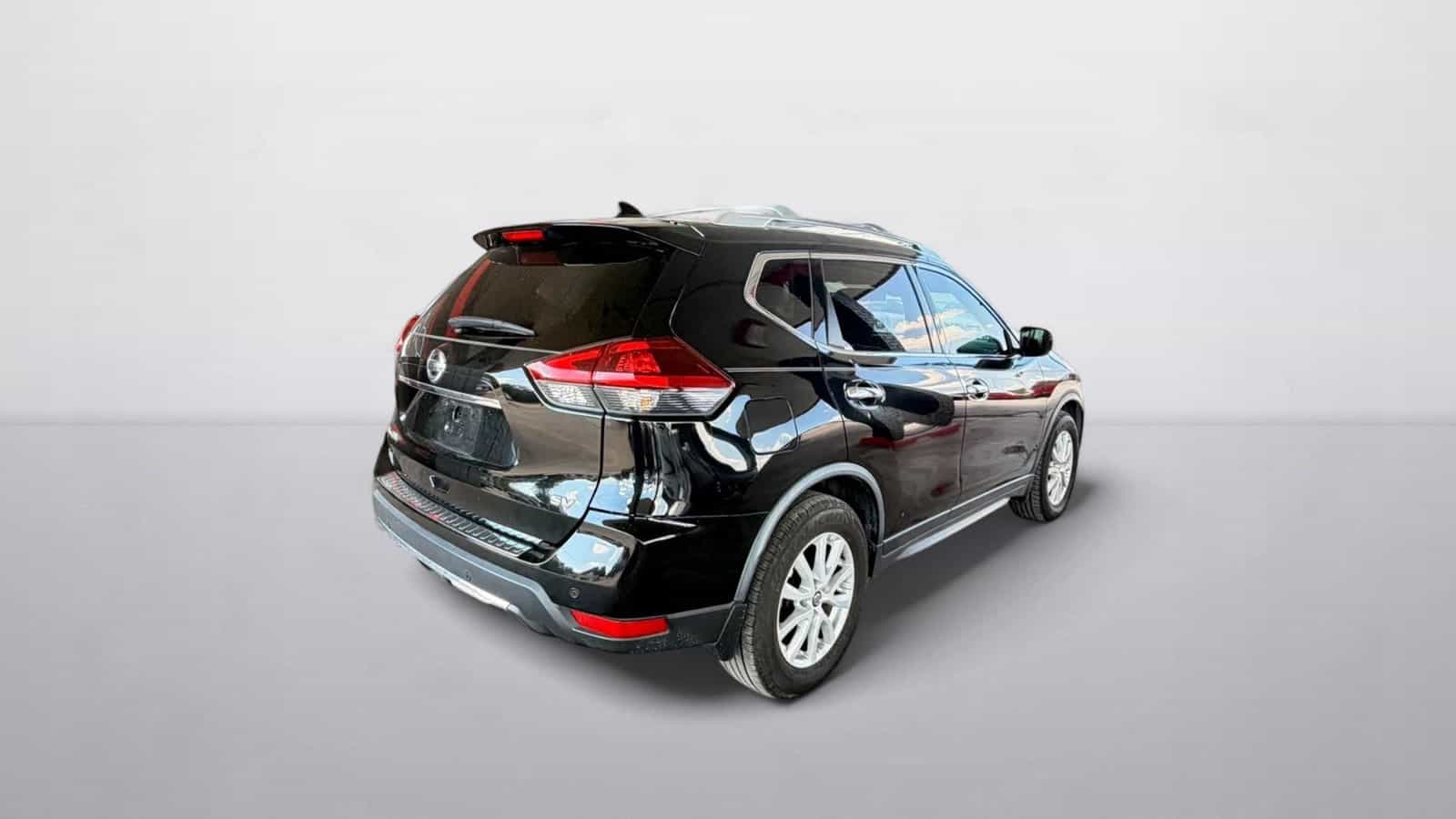 2020 Nissan Rogue SV - Photo 5